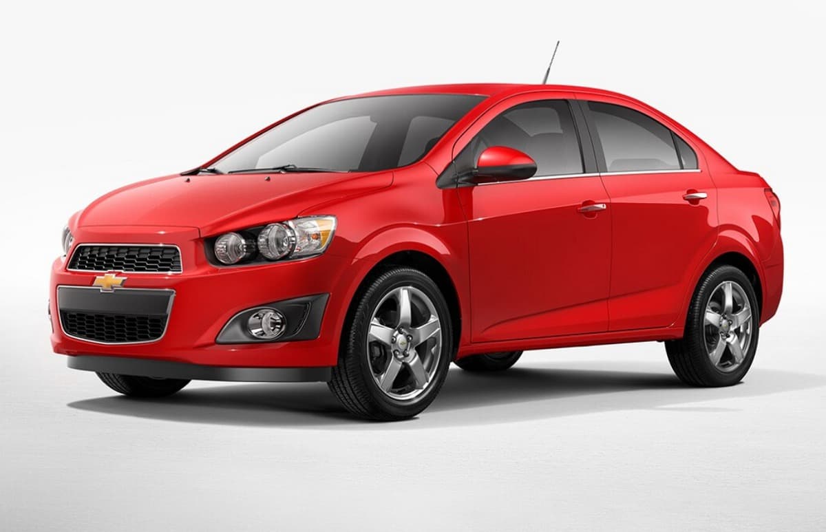 Manual de Usuario CHEVROLET SONIC 2015 Gratis PDF en Español