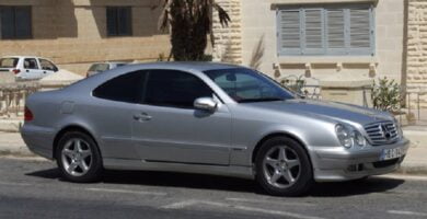 Manual MERCEDES BENZ CLASE CLK COUPE 2003 de Usuario GRATIS