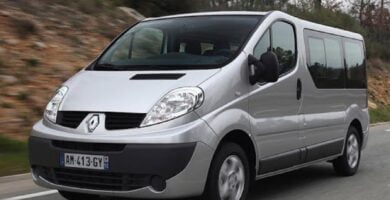 Manual RENAULT TRAFIC 2011 de Reparación y Servicio