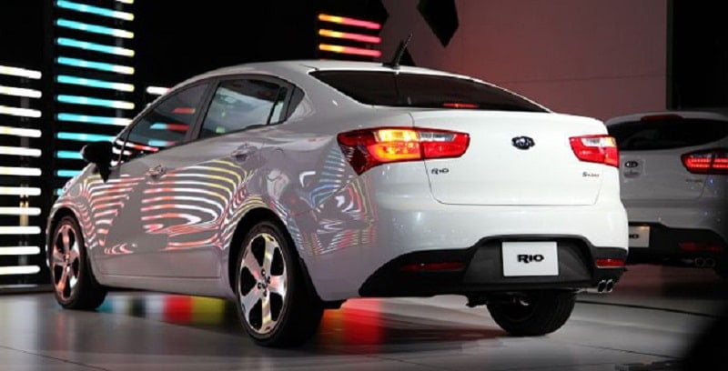 KIA RIO 2012 Manual de Reparación GRATIS