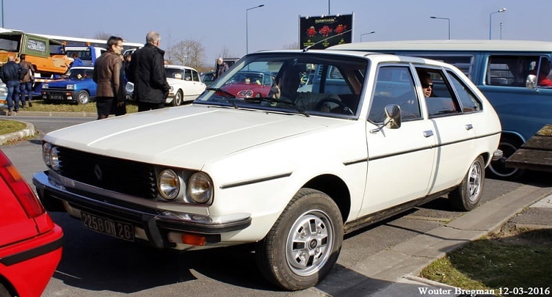 Manual RENAULT 30 1977 de Reparación y Servicio