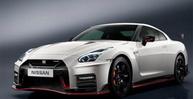 Manual de Usuario NISSAN GTR 2016 en PDF Gratis