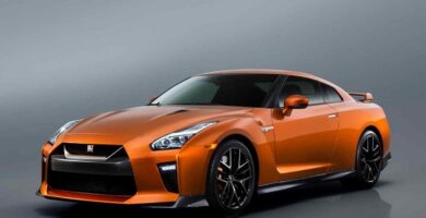 Manual de Usuario NISSAN GTR 2017 en PDF Gratis