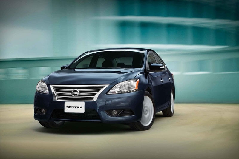 Manual de Usuario NISSAN Sentra 2015 en PDF Gratis