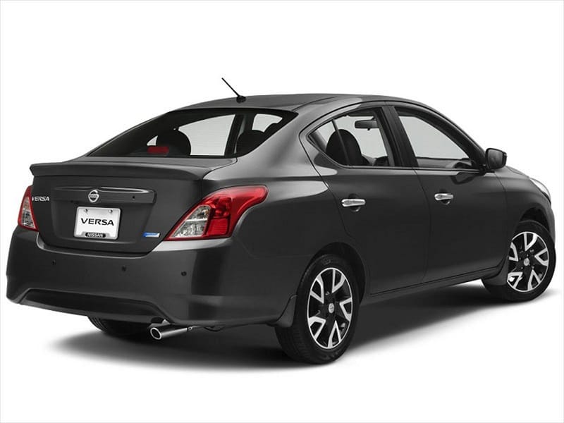 Manual de Usuario NISSAN Versa 2017 en PDF Gratis