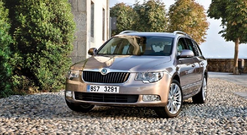 Manual SKODA SUPERB 2010 de Reparación y Servicio