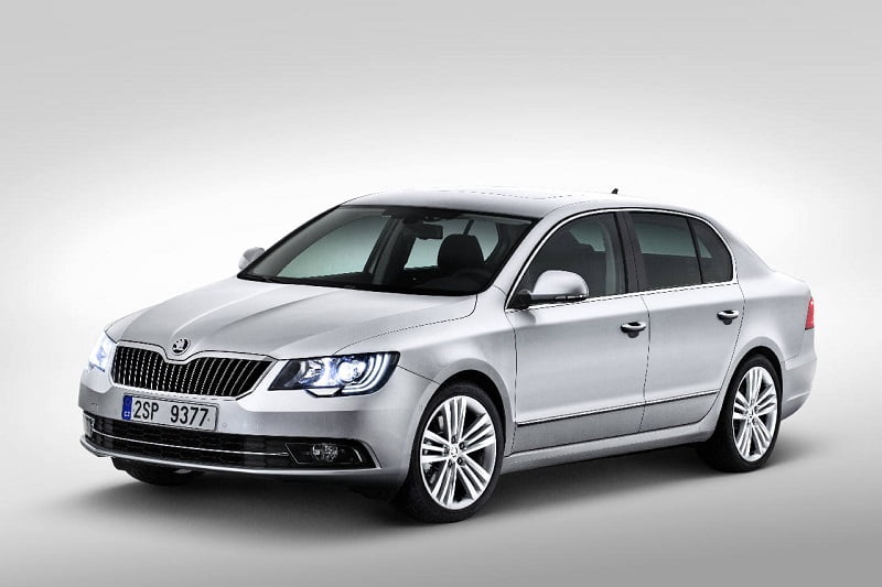 Manual SKODA SUPERB 2013 de Reparación y Servicio