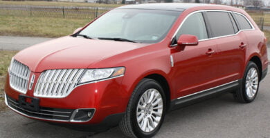 Manual LINCOLN MKT 2011 de Usuario en PDF Gratis