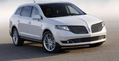 Manual LINCOLN MKT 2016 de Usuario en PDF Gratis