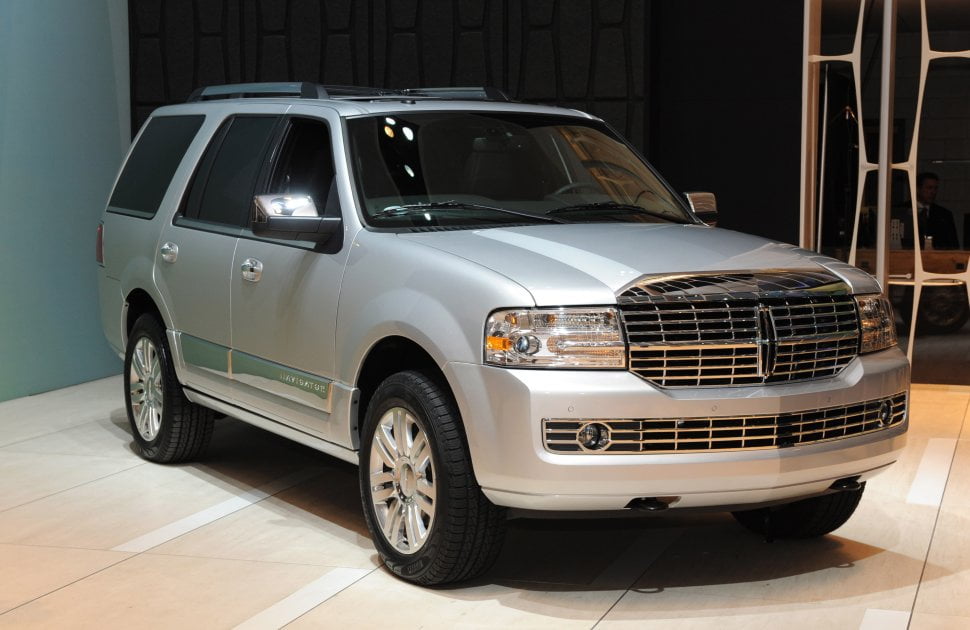 Manual LINCOLN Navigator 2008 de Usuario en PDF Gratis