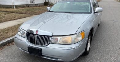 Manual LINCOLN Town Car 2000 de Usuario en PDF Gratis