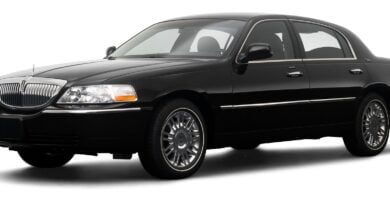 Manual LINCOLN Town Car 2009 de Usuario en PDF Gratis