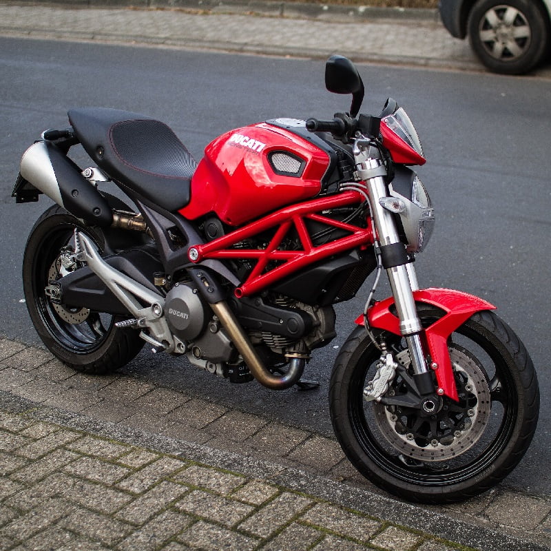 Manual Moto DUCATI MONSTER 696 2012 de Usuario PDF GRATIS