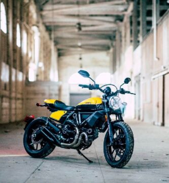 Manual Moto DUCATI SCRAMBLER FULL THROTTLE 2020 de Usuario PDF GRATIS