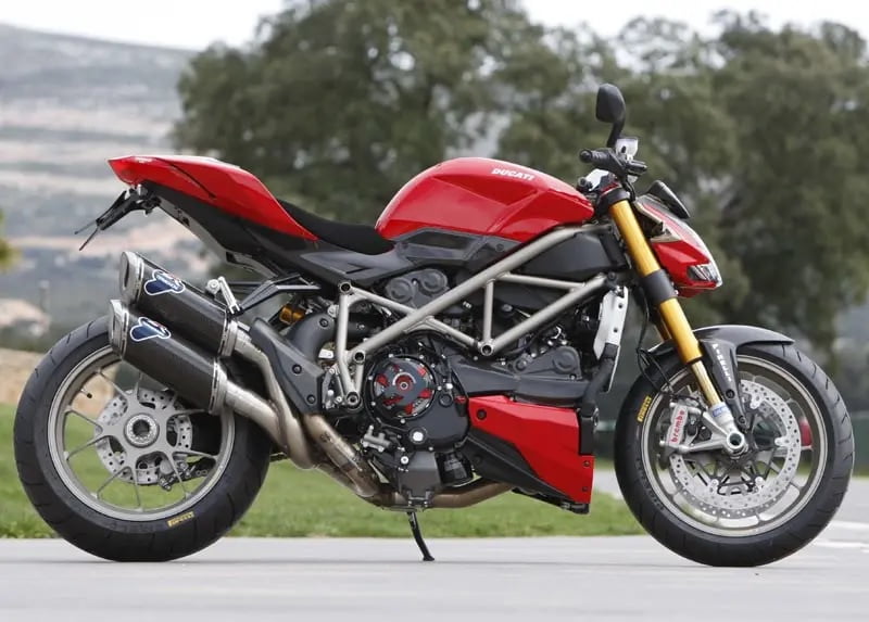 Manual Moto DUCATI STREETFIGHTER 2011 de Usuario PDF GRATIS