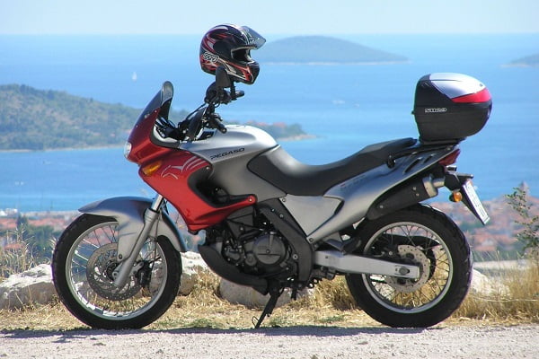 Manual Moto Aprilia Pegaso 650 2003 de Usuario Descarga en PDF GRATIS