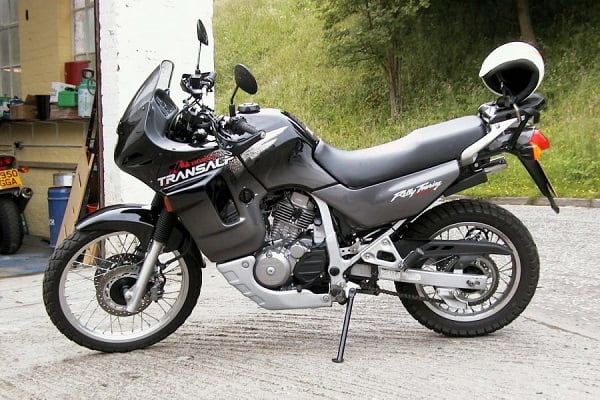 Manual Moto Honda XL 650 V Transalp 1987 Reparación y Servicio