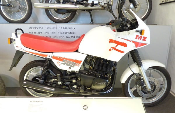 Manual Moto MZ 500R 1991 de Usuario Descarga en PDF GRATIS