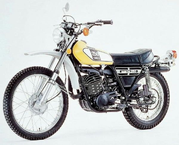 Manual Moto Yamaha DT 250 B DESCARGAR GRATIS