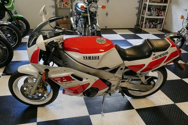 Manual Moto Yamaha FZR 400 SWC 1989 DESCARGAR GRATIS