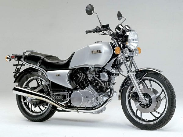 Manual Moto Yamaha V Twins 1981 de Usuario Descarga en PDF GRATIS