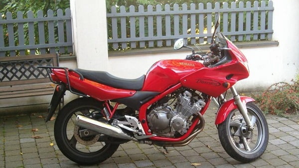 Manual Moto Yamaha XJ 600 N 1997 Reparación y Servicio