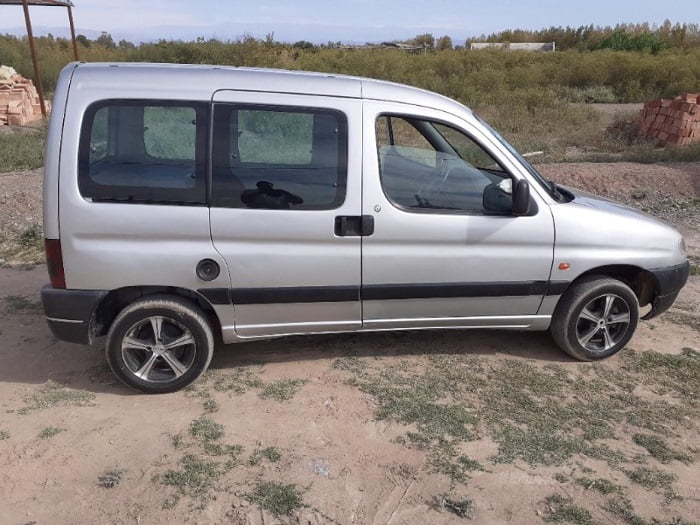 Diagramas Eléctricos Peugeot Partner 2001 – Bandas de Tiempo y Distribución