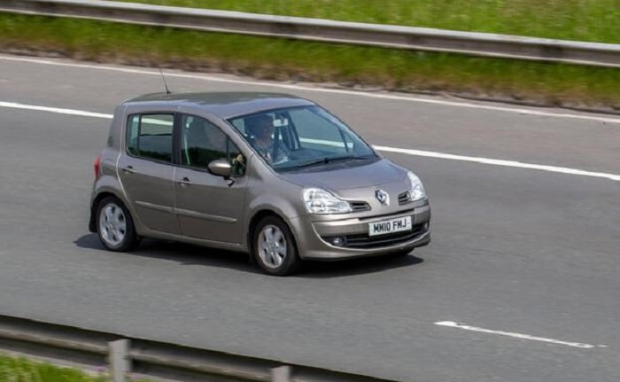 Diagramas Eléctricos Renault Modus 2014 – Bandas de Tiempo y Distribución