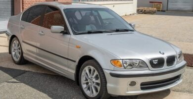 Manual PDF BMW 330xi 2003 de Reparación DESCARGA GRATIS